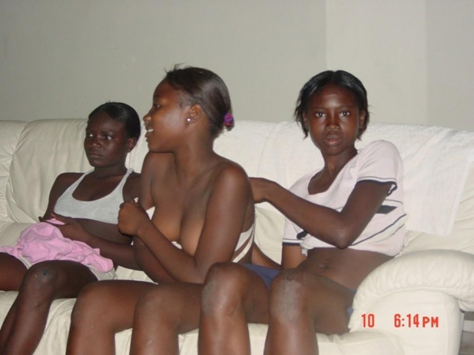 Nude young africa girl having sex