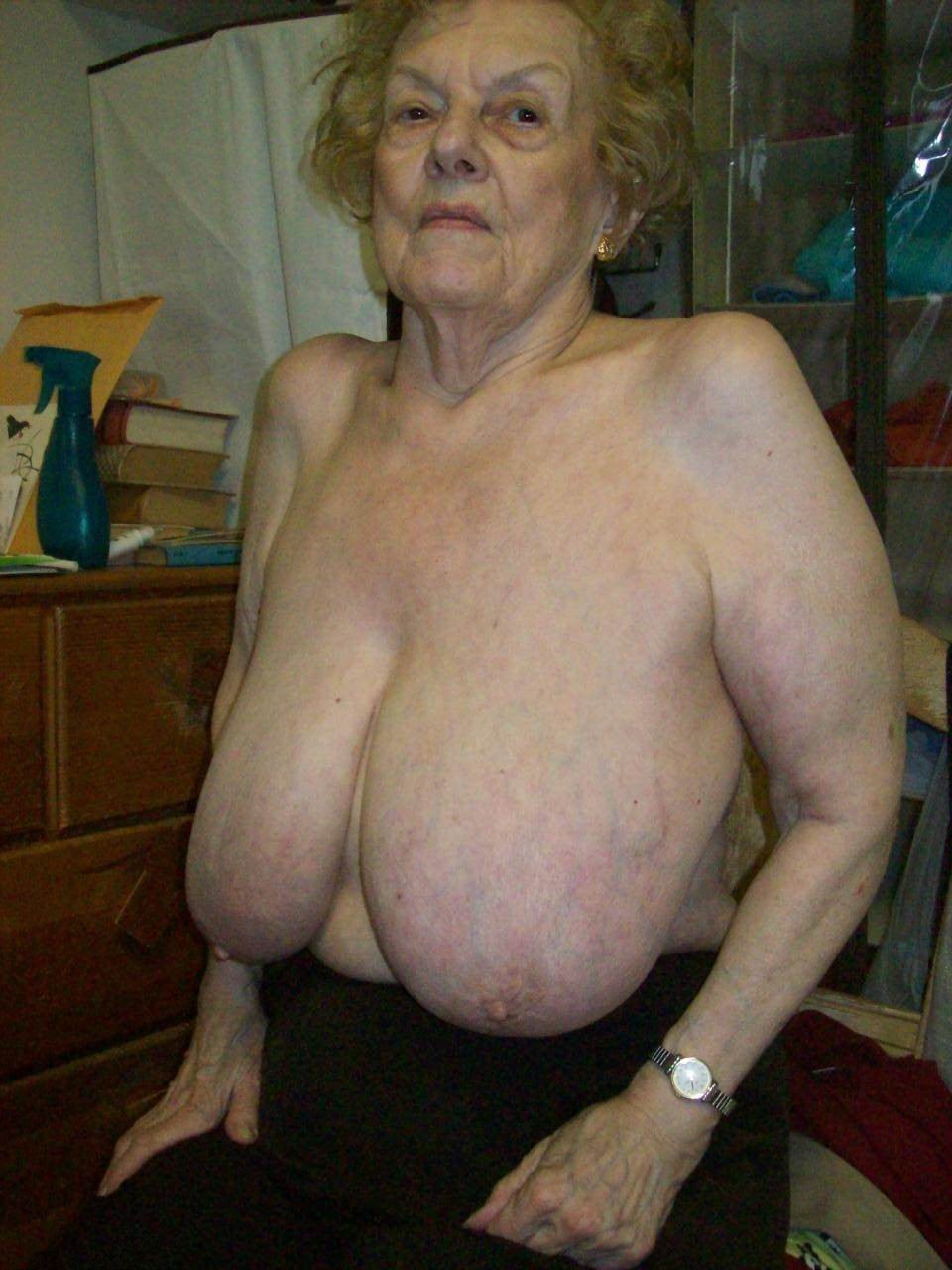 Big breast granny pics